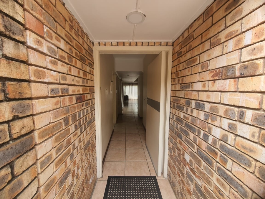 To Let 3 Bedroom Property for Rent in Vincent Eastern Cape